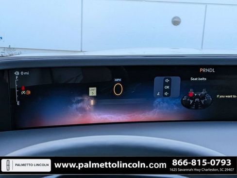 Used 2024 Lincoln Nautilus Reserve w/ Equipment Group 202A AWD/4WD image 30