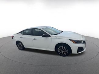 Used 2025 Nissan Altima 2.5 SV FWD video 2