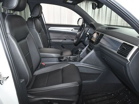 Used 2023 Volkswagen Atlas Cross Sport SEL R-Line image 53