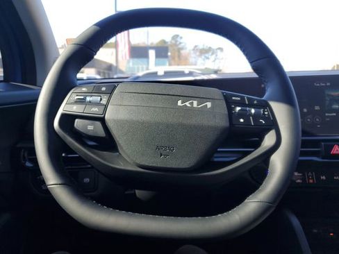 New 2026 Kia Sportage SX image 23