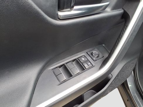 Used 2021 Toyota RAV4 XSE AWD/4WD image 12