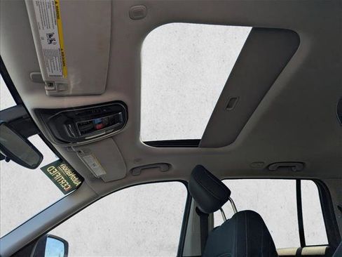 Used 2023 Jeep Grand Cherokee Laredo image 20