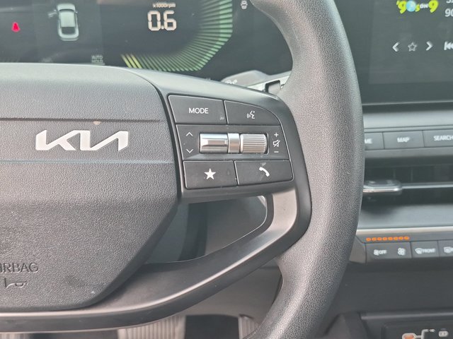 Used 2025 Kia K4 FWD image 22