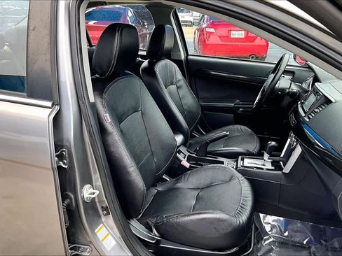 Used 2017 Mitsubishi Lancer SEL image 9