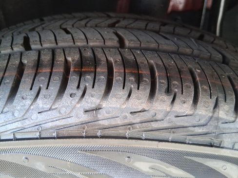 New 2025 Nissan Versa SR w/ Trunk Package image 28