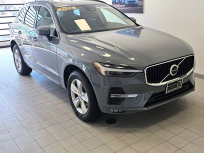 Certified 2022 Volvo XC60 B5 Momentum