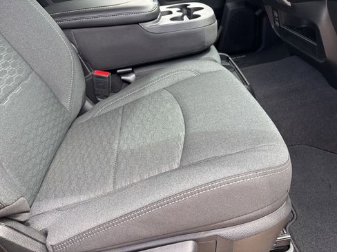 New 2025 RAM 2500 Big Horn AWD/4WD image 27