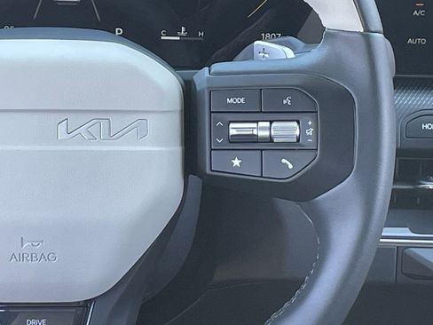 Certified 2025 Kia K4 GT-Line Turbo image 23