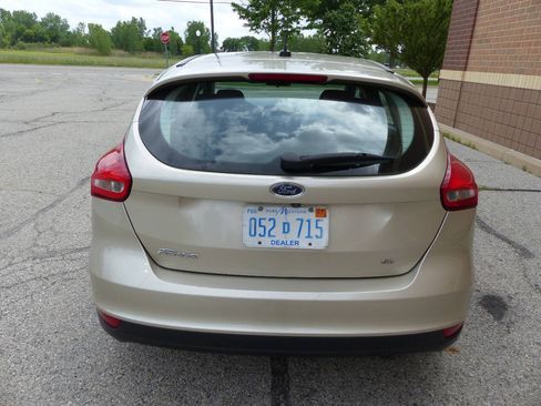 Used 2018 Ford Focus SE FWD image 8