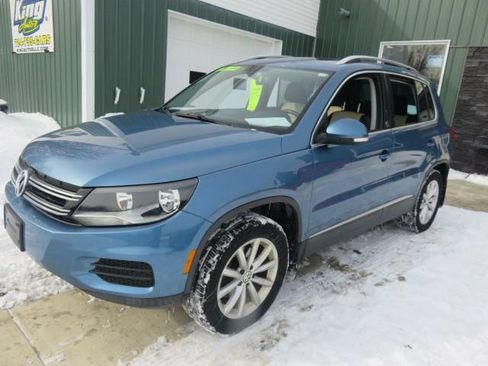 Used 2017 Volkswagen Tiguan Wolfsburg Edition image 3