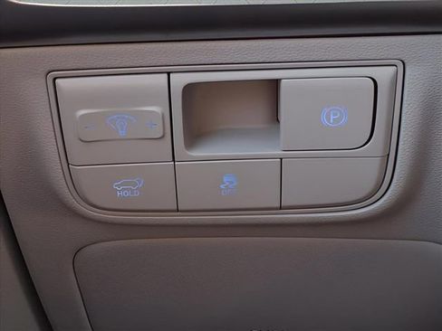 New 2026 Hyundai Tucson Limited image 23