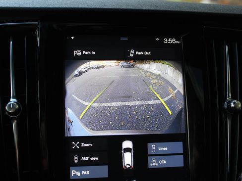 Used 2019 Volvo V90 T6 Cross Country w/ Advanced Package image 32