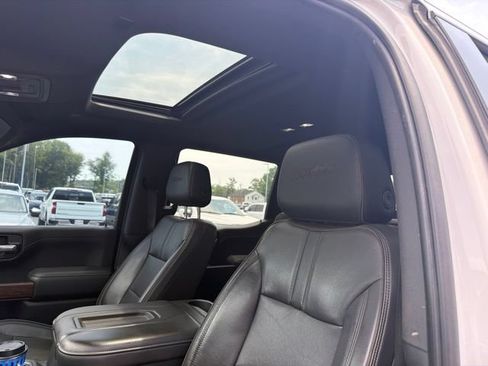 Used 2020 Chevrolet Silverado 1500 High Country AWD/4WD image 19