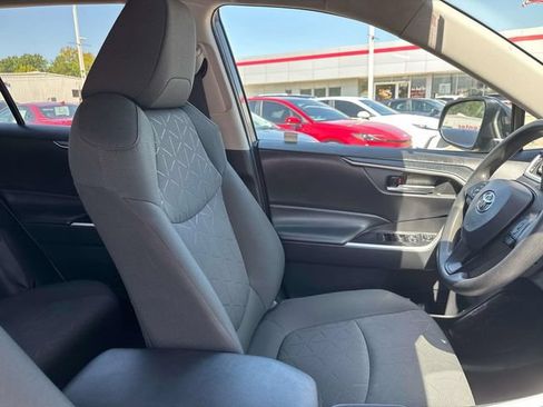 Used 2023 Toyota RAV4 XLE FWD image 14