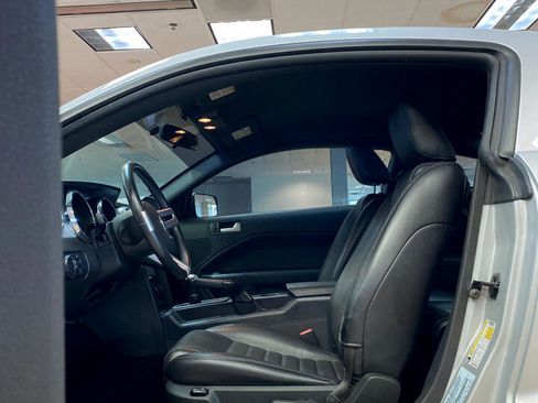 Used 2006 Ford Mustang GT image 15