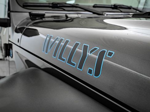 Used 2024 Jeep Wrangler Unlimited image 9