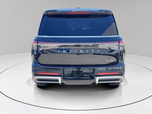 Used 2025 INFINITI QX80 Sensory AWD/4WD image 5