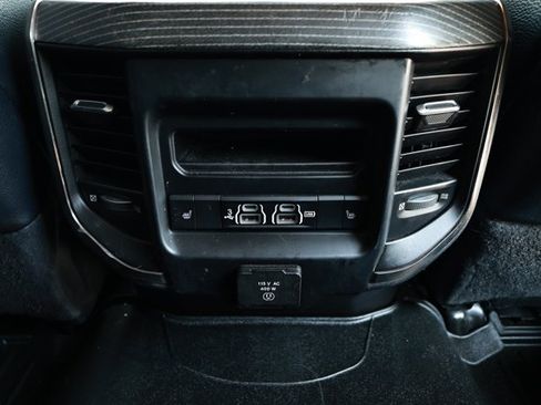 Used 2020 RAM 2500 Limited AWD/4WD image 33