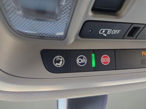 Used 2019 Buick Enclave Essence image 22