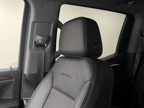 Used 2024 GMC Sierra 1500 Denali image 47