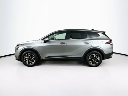 Used 2025 Kia Sportage LX FWD image 4