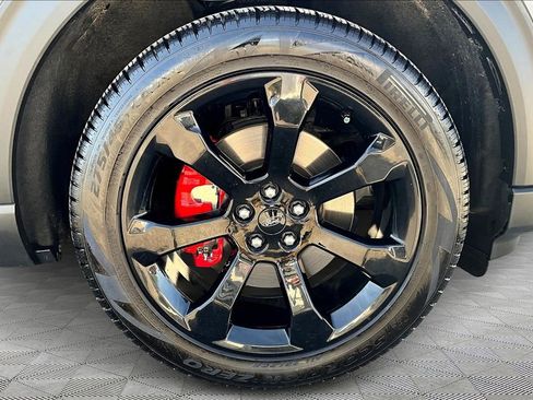 Used 2023 Ford Explorer ST w/ Equipment Group 401A image 8