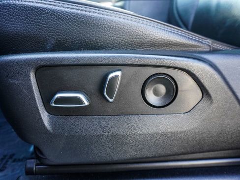 Used 2023 GMC Yukon Denali image 7