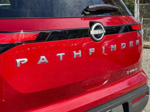 Certified 2024 Nissan Pathfinder SV w/ Black Appearance Package AWD/4WD image 26