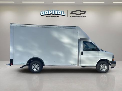 New 2025 Chevrolet Express 3500 w/ Power Convenience Package RWD image 13