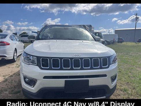 Used 2018 Jeep Compass Limited w/ Navigation Group AWD/4WD image 8