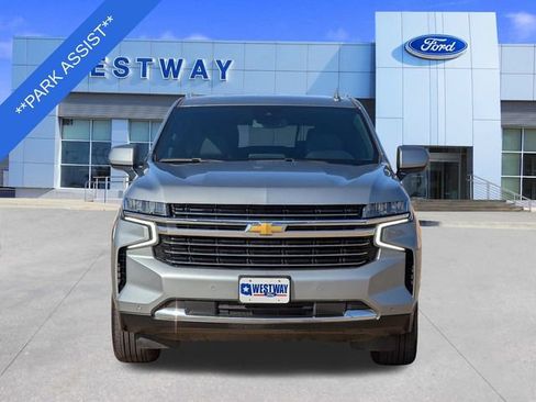 Used 2024 Chevrolet Suburban LT image 7