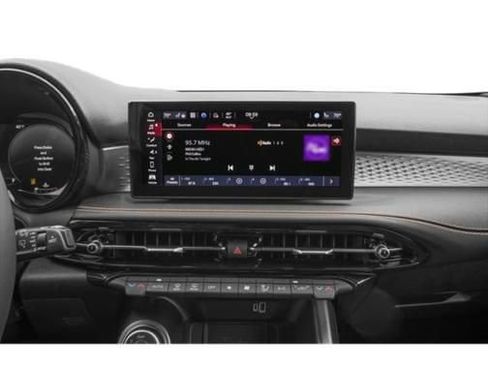 Used 2025 Alfa Romeo Tonale w/ Premium Package AWD/4WD image 9