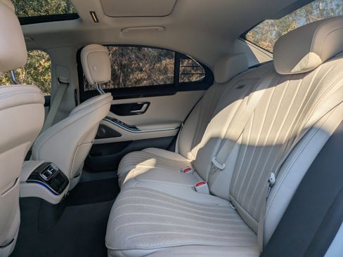 Certified 2023 Mercedes-Benz S 500 4MATIC image 14