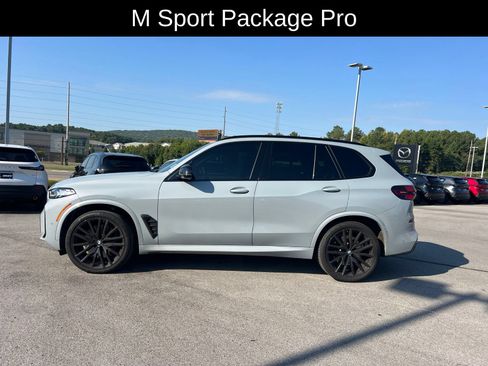Used 2024 BMW X5 M60i AWD/4WD image 4