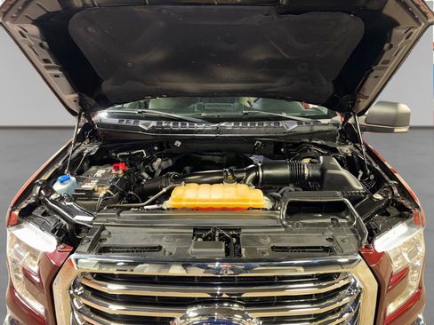 Used 2017 Ford F150 XLT w/ Equipment Group 302A Luxury image 12