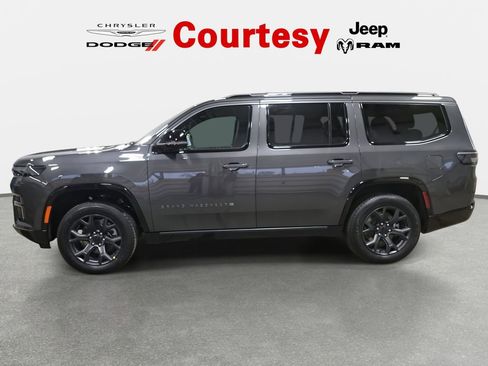 New 2026 Jeep Grand Wagoneer Limited w/ Premium Group II image 6