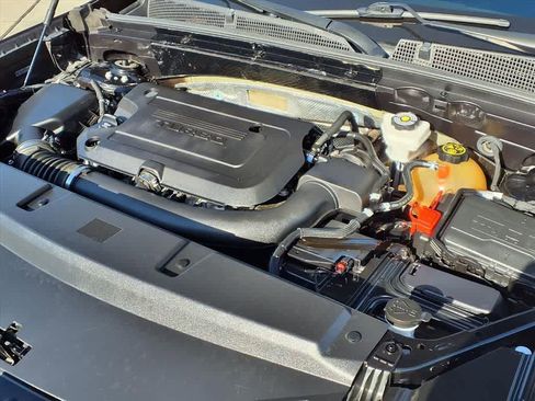 Used 2022 Buick Envision Essence w/ Safety Package image 6