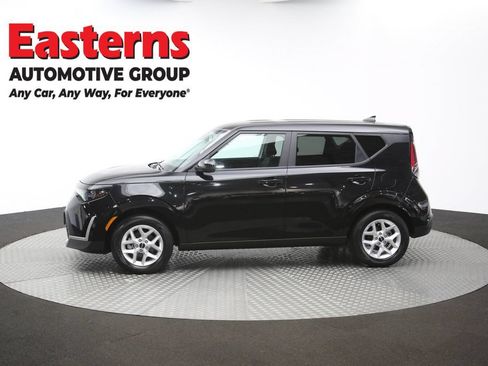 Used 2025 Kia Soul LX w/ LX Technology Package FWD image 57