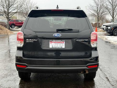 Used 2018 Subaru Forester 2.5i Premium w/ All-Weather Package image 5