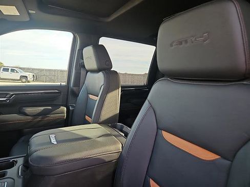 New 2026 GMC Sierra 2500 AT4 w/ AT4 Premium Plus Package image 12