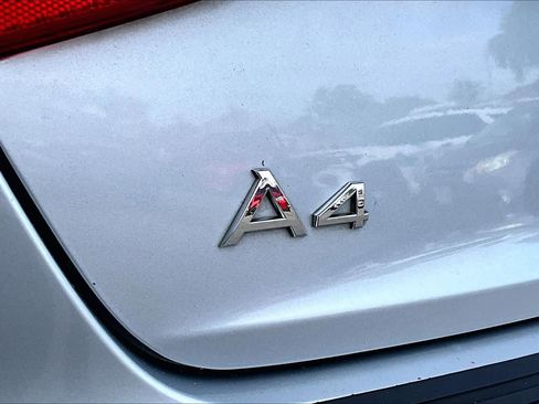 Used 2013 Audi A4 2.0T Premium image 9