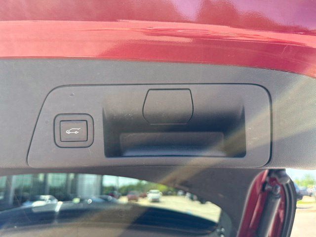Used 2021 Buick Envision Avenir AWD/4WD image 14