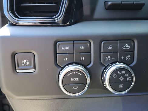 New 2026 GMC Sierra 1500 AT4X w/ AT4X AEV Edition AWD/4WD image 12