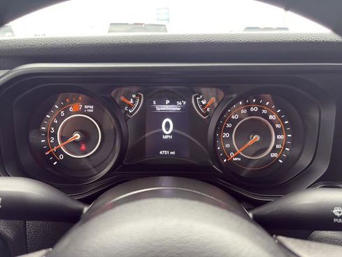 Used 2025 Jeep Wrangler Sport AWD/4WD image 16