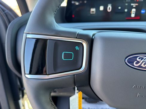 New 2026 Ford Expedition Max Active image 30