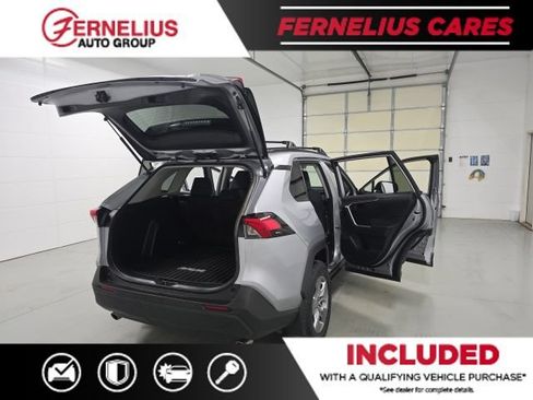 Used 2024 Toyota RAV4 LE AWD/4WD image 11