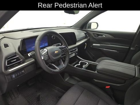 New 2026 Chevrolet Traverse LT w/ Driver Confidence Package image 10