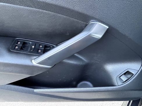 Used 2019 Volkswagen Passat 2.0T SE R-Line FWD image 37