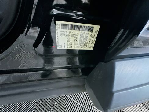 Used 2022 Nissan Rogue SV image 12