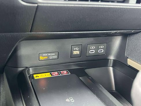 Used 2025 Toyota Camry LE AWD/4WD image 26